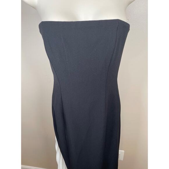 Alice + Olivia Retha Strapless Pleated Maxi Dress in Black & Off White Size 0 - Picture 4 of 10